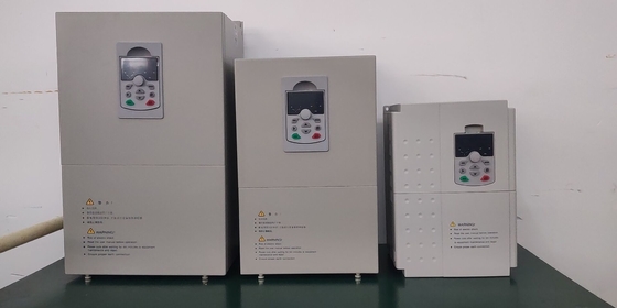 220V Single Phase In and  380V three phase Out Veikong VFD200A VFD Variable Frequency Drive