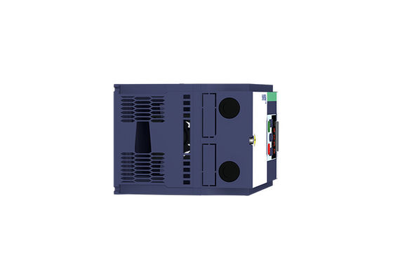 220V 5.5KW 7.5KW 25A 32A Variable Frequency Inverters Triple Output